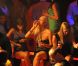 Paris Hilton et sa soeur Nicky, déchaînées au VIP Room, à Saint-Tropez. Août 2011