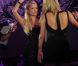 Paris Hilton et sa soeur Nicky, déchaînées au VIP Room, à Saint-Tropez. Août 2011