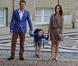 Avant de partir pour son premier jour de classe à l'école primaire de Gentofte, vendredi 12 août 2011, le prince Christian, 5 ans, fils du prince Frederik et de la princesse Mary de Danemark, a posé devant le palais d'Amalienborg et répondu avec impertinence aux questions des journalistes.