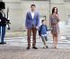Avant de partir pour son premier jour de classe à l'école primaire de Gentofte, vendredi 12 août 2011, le prince Christian, 5 ans, fils du prince Frederik et de la princesse Mary de Danemark, a posé devant le palais d'Amalienborg et répondu avec impertinence aux questions des journalistes.