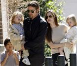 Angelina Jolie et Brad Pitt : Le couple glamour comble de bonheur ses bambins