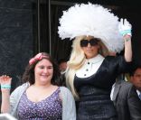 Lady Gaga  à la sortie de son hôtel de Manhattan à New York, le 18 août 2011.    
