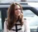 Kate à Birmingham, a rencontré avec son mari les familles des trois hommes tués la semaine dernière dans les émeutes qui ont sévi en Angleterre. 19 août 20011