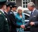 Le prince Charles et Camilla rencontrent des sans-abri londoniens suite aux émeutes survenues en Angleterre. Le mercredi 17 août 2011
