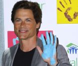 Rob Lowe laisse son empreinte pour quelques milliers de dollars