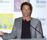 Rob Lowe lors de sa participation au projet Valspar Hand for Habitat. Le 22 août 2011 à New York