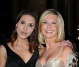 Olivia Newton-John et sa fille Chloé Lattanzi à Ontario en septembre 2010