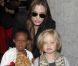 Angelina Jolie : Après-midi shopping entre filles avec Zahara et Shiloh