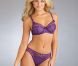 Elisandra Tomacheski prend la pose pour la marque de lingerie Bare Necessities