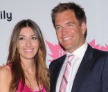 Michael Weatherly en cravate rose lors de la 7ème édition de la Pink Party organisée en faveur de la lutte contre le cancer du sein, au W. Hotel, Hollywood, le 10 septembre 2011.