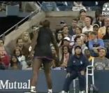 Serena Williams avait déjà été condamnée par le passé à une amende pour avoir menacé une arbitre lors de la demi-finale de l'US Open 2009 face à Kim Clijsters
