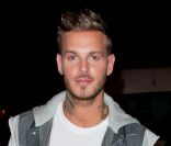 Matt Pokora aux 6e Trophées afro-caribéens, au théâtre du Châtelet, à Paris, le 12 septembre 2011.