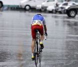 Suite aux suspicions de dopage dont elle est l'objet, Jeannie Longo renonce à participer aux Championnats du Monde de Copenhague du 19 au 25 décembre