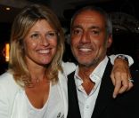 Bruno Benssoussan et Lynda Lacoste lors de la soirée blanche chez Castel du 8 septembre 2011 à Paris