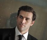Grégory Fitoussi dans la série Engrenages 