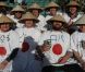 L'équipe japonaise a pu compter sur de nombreux fans venus de tous les horizons... Seul impératif : aroborer un rond rouge sur un fond blanc, quelque soit la manière !