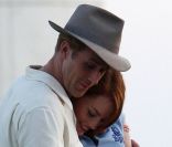Ryan Gosling et Emma Stone complices sur le tournage de  The Gangster Squad , le 20 septembre 2011 