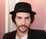 Tahar Rahim lors du photocall du film Les hommes libres 15 septembre 2011 à Paris