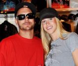Kevin Federline et sa fiancée Victoria Prince, en novembre 2009 à Brisbane en Australie.