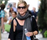 Jennifer Aniston dans les rues de New York, savoure sa nouvelle vie. Le 30 septembre 2011