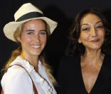 Vahina Giocante et Nathalie Rykiel lors du défilé Sonia Rykiel à Paris le 1er octobre 2011 pour la collection PAP printemps/été 2012