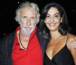 Pierre Richard et son épouse à la soirée organisée par Cristiana Arcangeli pour le  lancement de sa   nouvelle gamme de cosmétiques à L\'Arc à Paris, le 1e  octobre 2011