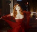 Florence and The Machine - clip  Shake it out  - octobre 2011.