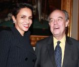 Farida Khelfa et Frédéric Mitterrand lors du dîner organisé par l'ANDAM, le 5 octobre 2011.