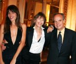 Lou Doillon, Jane Birkin et Frédéric Mitterrand lors du dîner organisé par l'ANDAM, le 5 octobre 2011.