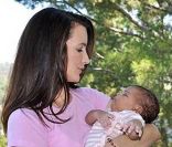 Kristen Davis et sa fille adoptive Gemma<br />