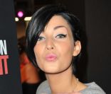 Sheryfa Luna assiste au Salon de la Beauté, à Paris, dimanche 9 octobre 2011.