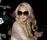 Lindsay Lohan assiste à la présentation de la collection de vêtements de Kanye West à Paris, en octobre 2011.
