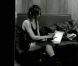 Izia Higelin, ici dans la vidéo accompagnant son single So much trouble , publiera son second album, So much trouble , le 14 novembre 2011.