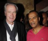 Bernard Le Coq et Pascal Légitimus lors de la générale du On Alone Man Show de Pascal Légitimus au Palace à Paris le 17 octobre 2011