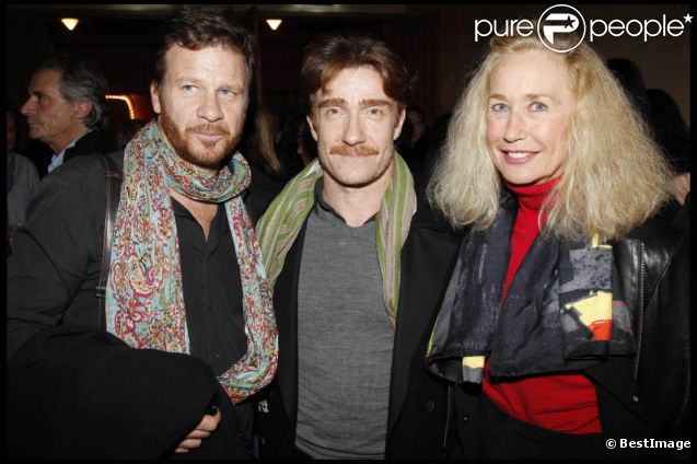 Philippe Lelièvre, Thierry Frémont et Brigitte Fossey lors de la générale du On Alone Man Show de Pascal Légitimus au Palace à Paris le 17 octobre 2011