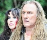Isabelle Adjani et Gérard Depardieu dans Mammuth. 