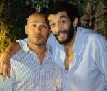 Eric et Ramzy posent à la soirée Banane Infernale à Paris, le 20 octobre 2011.