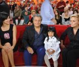 Helena Noguerra, Christian Clavier, Muriel Robin lors de l'enregistrement de Vivement dimanche (diffusion le 30 octobre 2011)