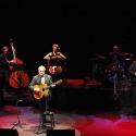 Pierre Perret : 55 ans de chansons et des amis présents pour ce bel anniversaire