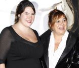 Michèle et Charlotte Bernier à l'avant-première de Rhum Express, le mardi 8 novembre 2011, à Paris.
