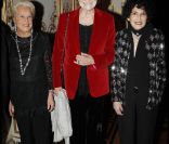Marisa Bruni-Tedeschi entourée par Madame Serge Dassault, Présidente Fondatrice de la Fondation Recherche Cardio-Vasculaire-Institut de France, et Danièle Hermann, Présidente du comité d'honnneur, à l'occasion du récital à quatre mains donné par Hélène Mercier-Arnault et Brigitte Engerer, à l'hôtel Marcel Dassault, le 9 novembre 2011