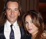Hélène Ségara et son mari Matthieu Lecat à l\'occasion du récital à quatre mains donné par Hélène Mercier-Arnault et Brigitte Engerer au profit de la Fondation Recherche Cardio-Vasculaire-Institut de France, à l\'hôtel Marcel Dassault, le 9 novembre 20