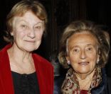 Bernadette Chirac et Marisa Bruni-Tesdeschi à l'occasion du récital à quatre mains donné par Hélène Mercier-Arnault et Brigitte Engerer au profit de la Fondation Recherche Cardio-Vasculaire-Institut de France, à l'hôtel Marcel Dassault, le 9 novembre 2011