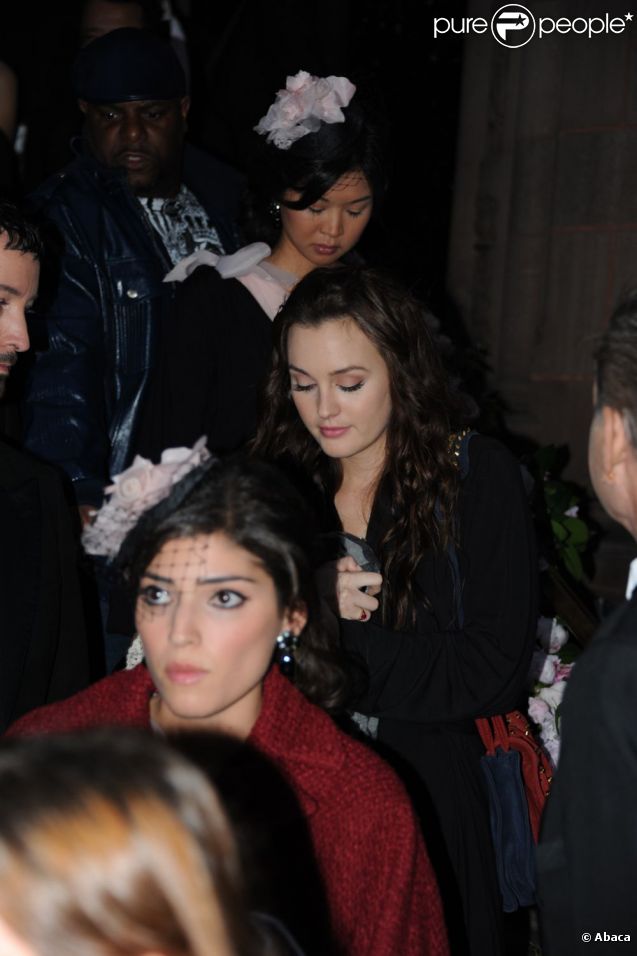 Leighton Meester sur le tournage de Gossip Girl  dans les rues de New York le 10 novembre 2011