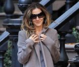 Sarah Jessica Parker et son grand fils James à la sortie de l\'école. Le 8 novembre 2011