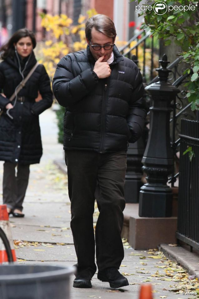 Matthew Broderick se promène à New York. Le vendredi 11 novembre 2011