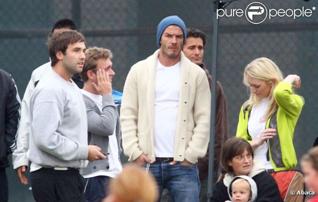 David Beckham, dubitatif quant aux performances de son fils Cruz le 12 novembre 2011 à Los Angeles