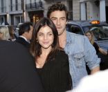 Julia Restoin Roitfeld et son compagnon Robert Konjic en juillet 2010