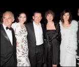 Soirée Dior-Elle à l'Eden Roc : Alain Terzian, Yaël et Dany Boon, Valérie Toranian (rédactrice en chef de Elle), Zoria et Jean Réno
