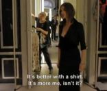 Carine Roitfeld, en cliente haute-couture exigeante dans  The Client .